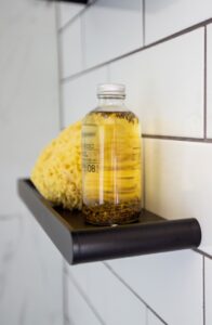 Bathroom shelf